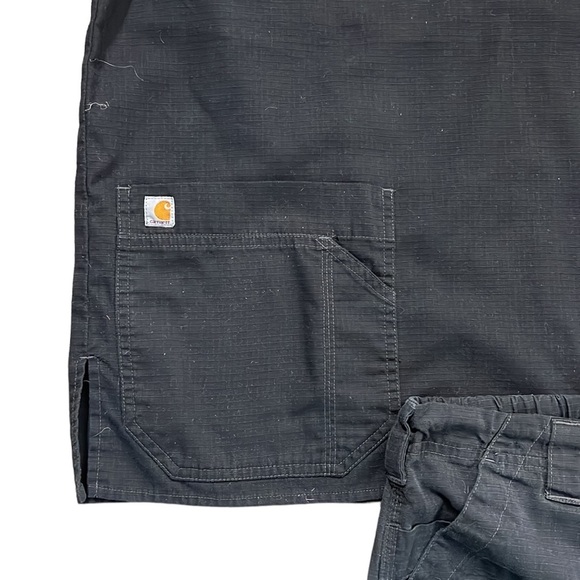 Carhartt Men's Ripstop Multi-Pocket Scrub Top and Bottoms. Size L. Black. - Picture 3 of 7